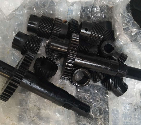 定做各種規格齒輪